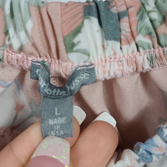 Pink Floral Off Shoulder Bellsleeve - Picture 9 of 10